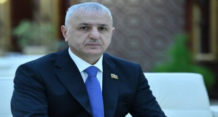 "Rus xalqını aşağılayan birisi 30 il ərzində Rusiyanın ən yüksək siyasi elitasında möhkəmlənə bilibsə..."