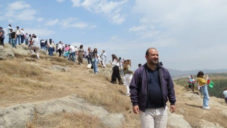 Yerlere ve göklere yemin olsun ki, Şuşa bizimdir!