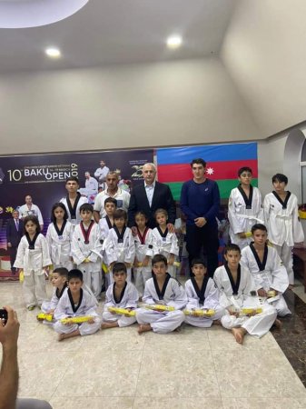 Karate və Taekwondo idman növündən yüksək nəticə əldə etmiş azyaşlı idmançılarla görüş keçirildi