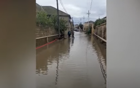 Bakıdakı yağışın fəsadları ilə bağlı açıqlama - Video