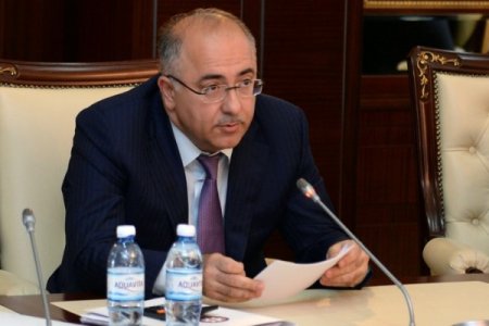 Nazir müavini rüsumların artırılmasının səbəbini AÇIQLADI