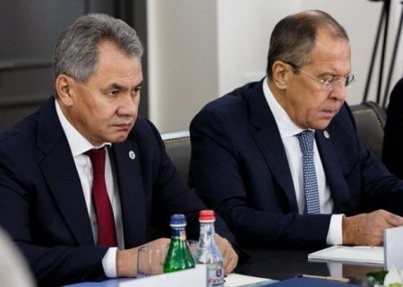 Şoyqu və Lavrov fransalı həmkarları ilə Qarabağı müzakirə etdilər