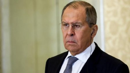 Lavrov Qarabağdakı vəziyyəti müzakirə edəcək