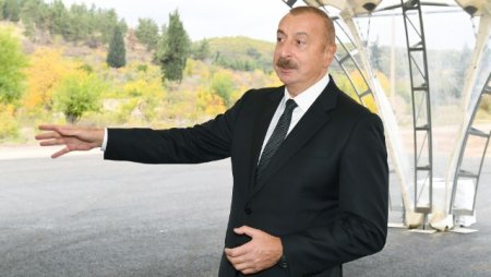 "Futbol və idman siyasətdən ayrı olmalıdır" - Dövlət başçısı