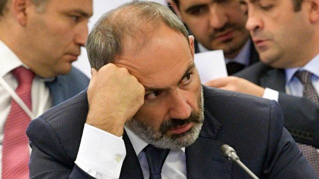 "Sarkisyan istefa verməzdən 3 saat əvvəl..." - Paşinyan