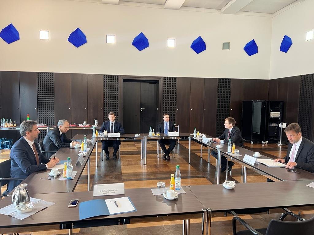 Kamran Əliyev Almaniyanın Federal Baş prokuroru ilə görüşüb