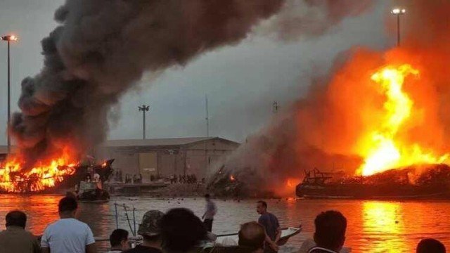 İranda limanda yanğın - 7 gəmi yandı