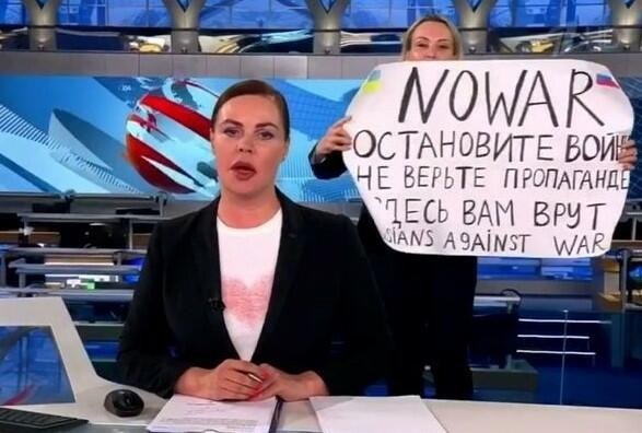 Rusiya telekanalında şok: Müharibəni dayandırın! - Video