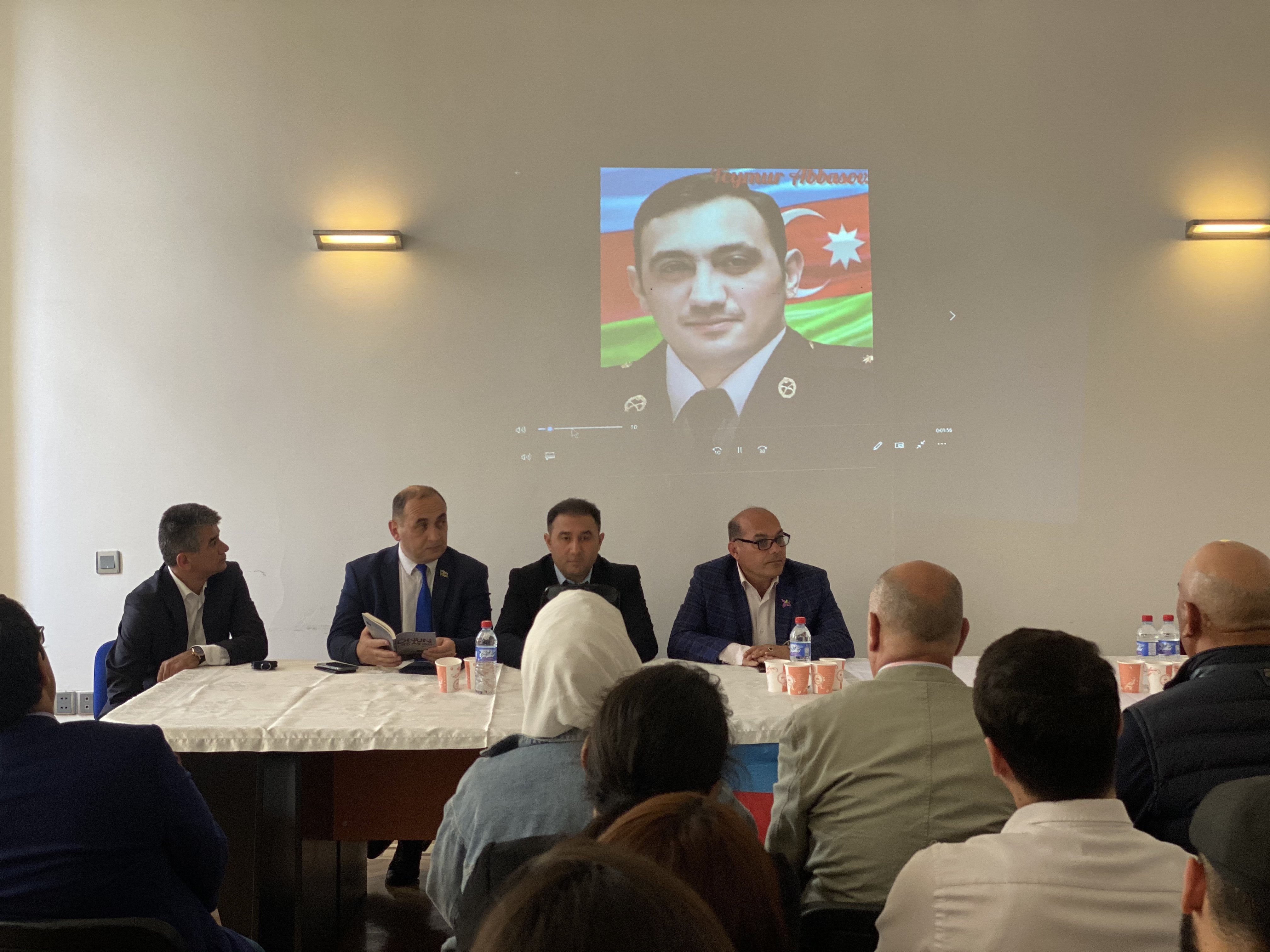 Yazar Əli Rzazadənin “Onun hekayəsi” kitabının təqdimatı keçirilib – FOTO