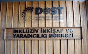 DOST İnklüziv İnkişaf və Yaradıcılıq Mərkəzindən ŞİKAYƏT -  Xəstə uşaqları yalandan Mərkəzə çağırır, videoya çəkib, say artırırlar