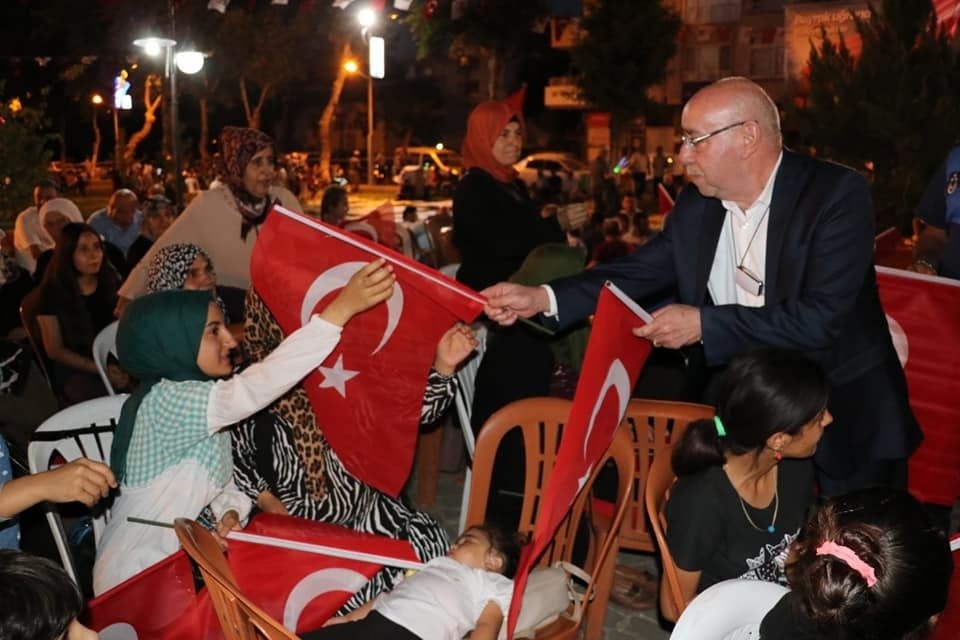 Birecik Belediye Başkanı Mahmut Mirkelam `dan Birecik Halkına 15 Temmuz Teşekkürü - ÖZƏL