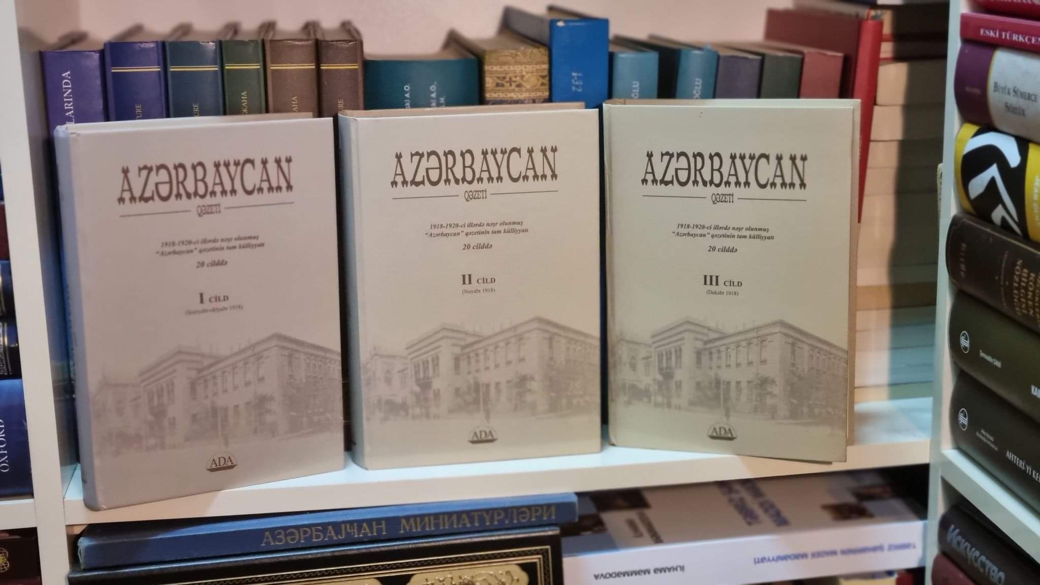 ADA universitetinin Azərbaycan tarixinə töhfəsi: “Azərbaycan” qəzetinin (1918-1920-ci illər) latın qrafikası ilə transliterasiyası