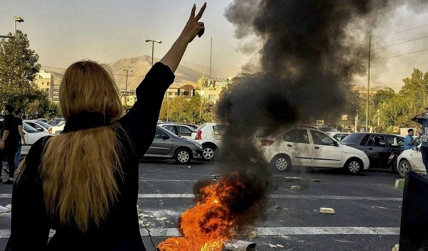 İranda etirazlarda ölənlərin sayı 500-ü ötüb
