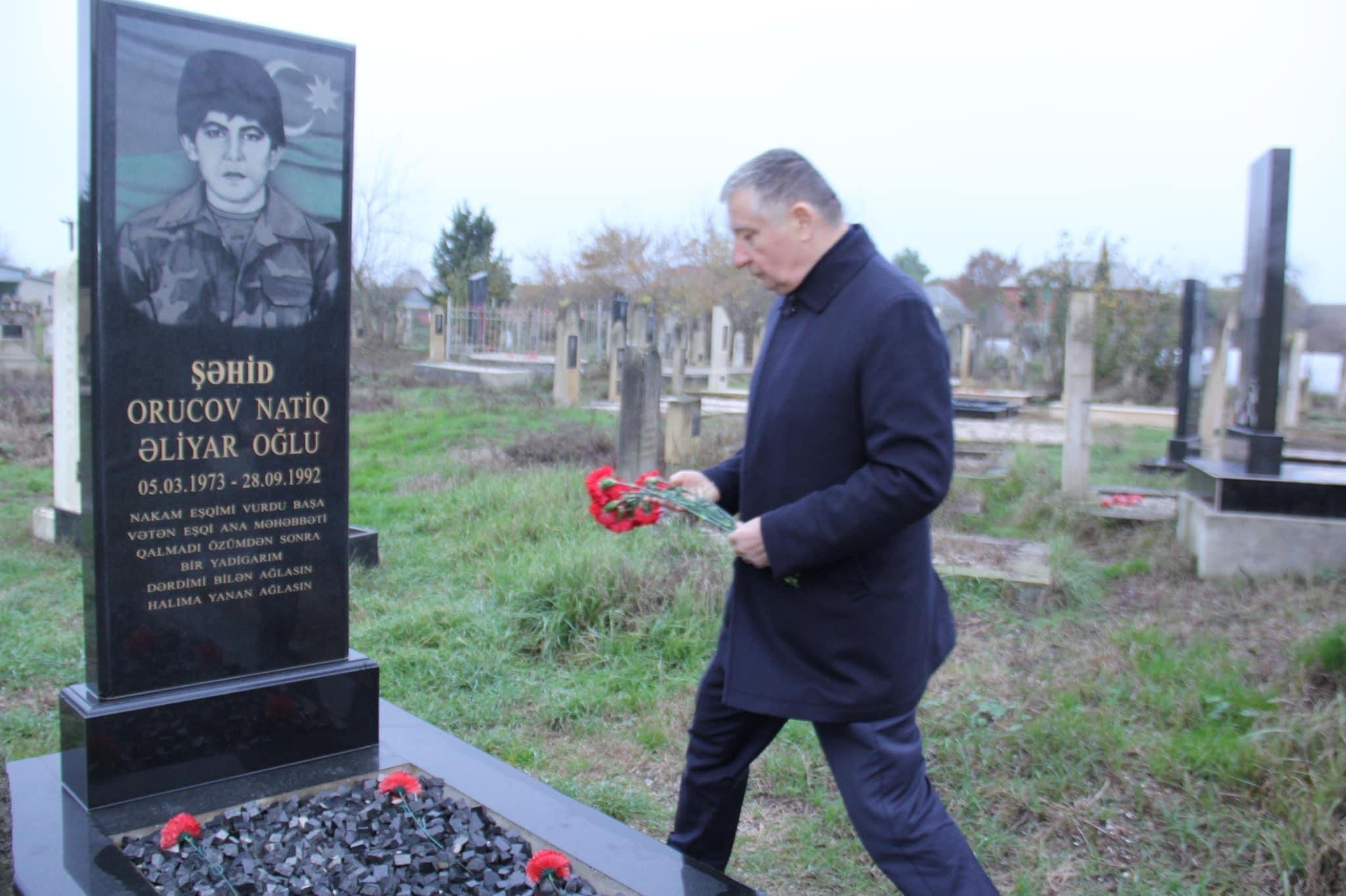 Deputat Məşhur Məmmədov Masallı rayonu Şıxlar kənd Şəhidlərinin məzarlarını ziyarət edib - FOTOLAR