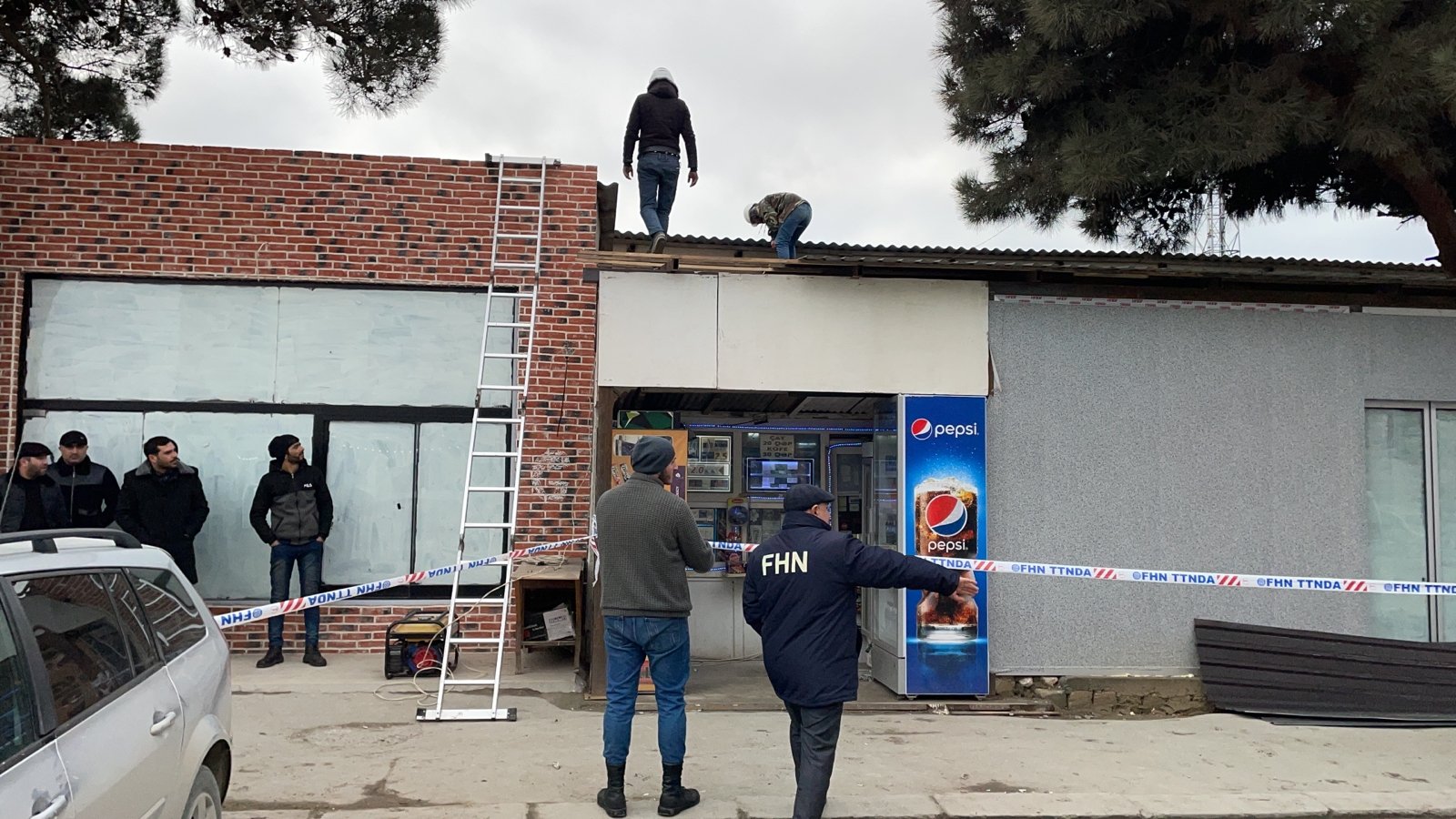 Fövqəladə Hallar Nazirliyi qanunsuz tikintilərin sökülməsi işlərini davam etdirir