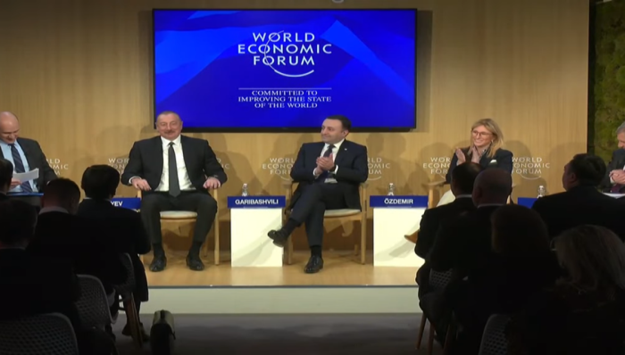 Prezident Davosda panel iclasında iştirak edib - VİDEO (YENİLƏNİB)