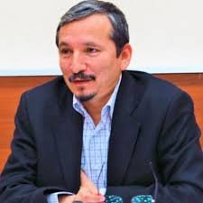 Prof. Dr. Süleyman Doğan - “Uşaqlarımıza qoya biləcəyimiz ən yaxşı miras güclü ailə bağıdır” - Reportaj