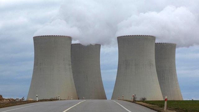 BƏƏ-də AES-in üçüncü reaktoru kommersiya məqsədli istifadəyə verilib -
