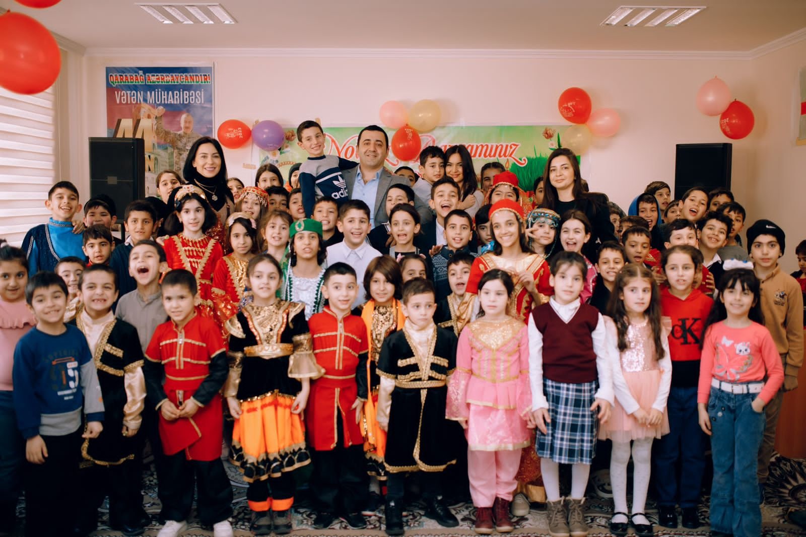 8 nömrəli İnternat məktəbində Novruz bayramı ilə əlaqədar xeyriyyə tədbiri təşkil edilib
