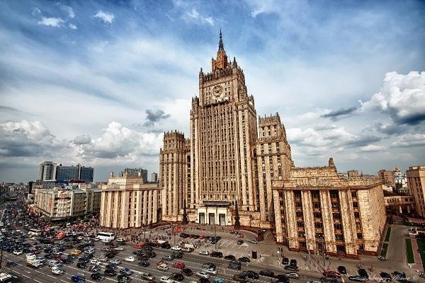 Almaniya rus diplomatları kütləvi şəkildə ölkədən qovur