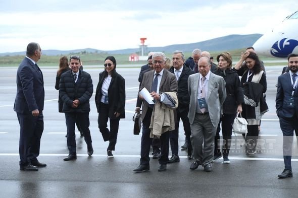 Beynəlxalq konfransın iştirakçıları Qarabağa gediblər - FOTO