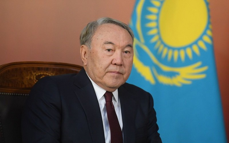 Nazarbayevdən  ofisi alınır