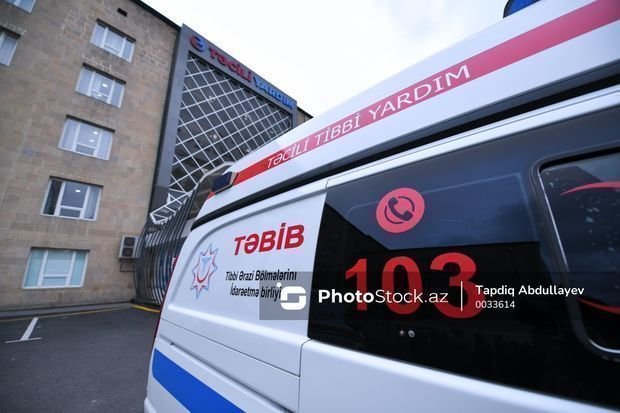 Bakıda çağırışa gedən təcili yardım avtomobili qəza törətdi