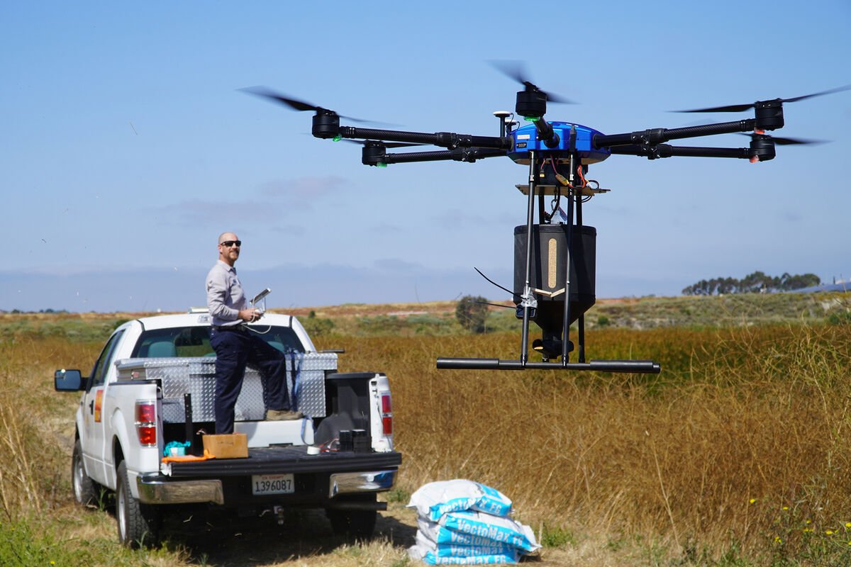 Ekoloqlar dronların köməyi ilə ağcaqanadlarla mübarizədən danışırlar