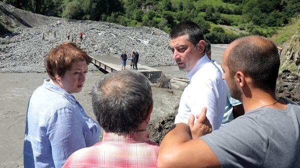 Gürcüstanın baş naziri sürüşmə baş verən əraziyə getdi