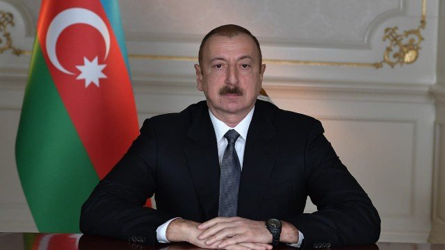 "Qanunsuz separatist rejim ərzaq yüklərini almaqdan imtina edib" - Prezident