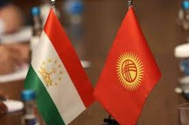 Tacikistan hakimiyyətini ölkəyə qarşı ərazi iddialarından əl çəkməyə çağırırıq -