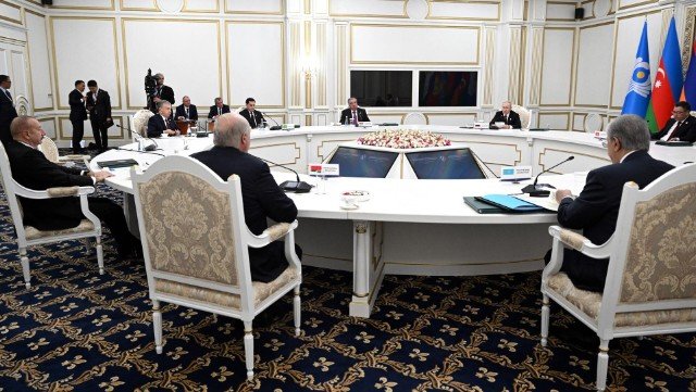 Putin MDB ölkələrinin liderlərini Moskvaya dəvət edib