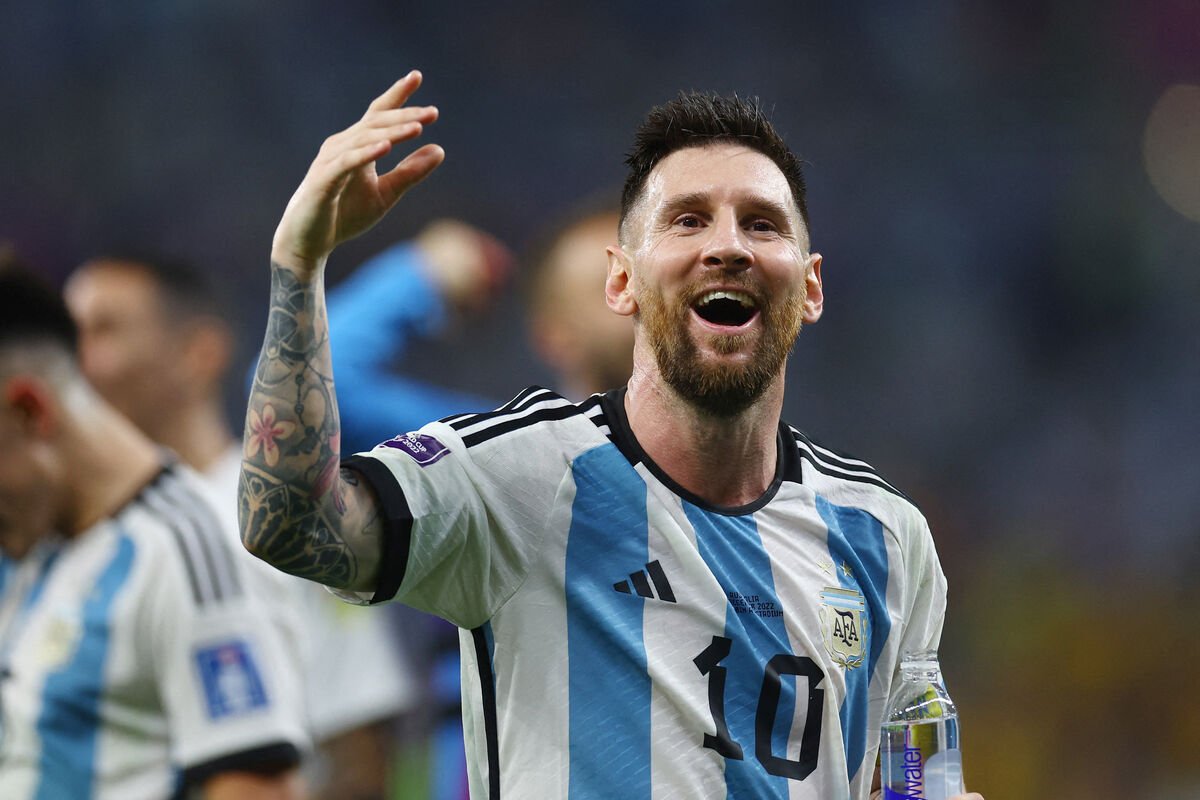 Messi 2026-cı il dünya çempionatında iştirak etmək barədə düşünərkən  yaşını nəzərə alıb