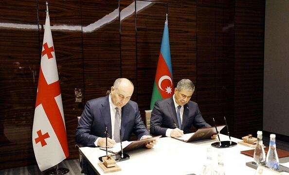 Azərbaycanla Gürcüstan arasında hərbi əməkdaşlıq planı imzalandı -