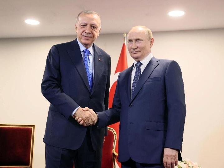 Putin Türkiyə ilə çoxlu sayda maraqlı ortaq layihələri açıqlayıb
