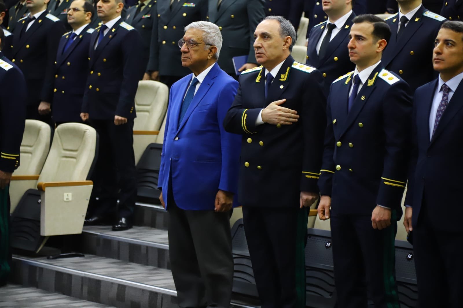 Prokurorluq orqanlarında qulluğa yeni qəbul edilmiş gənc hüquqşünasların andiçmə mərasimi keçirilir