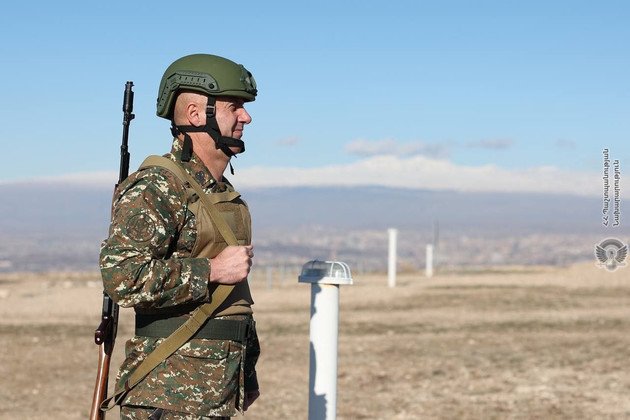 İrəvanın təxribatı: Paşinyan hərbi əlaqələrin şaxələndirilməsini elan etdi