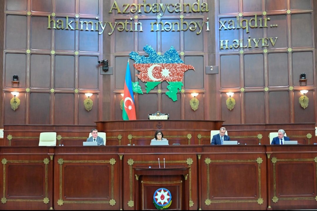 Milli Məclisin növbəti plenar iclası keçirilib