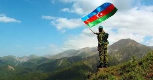 Xocalıda Azərbaycan bayrağı dalğalanır -