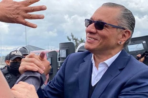 Meksika keçmiş vitse-prezidenti Ekvadora ekstradisiya etməkdən imtina edib