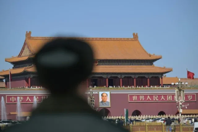 Çin iqtisadiyyatı 'böyük narahatlıq' olaraq illik siyasi toplantıya başlayır