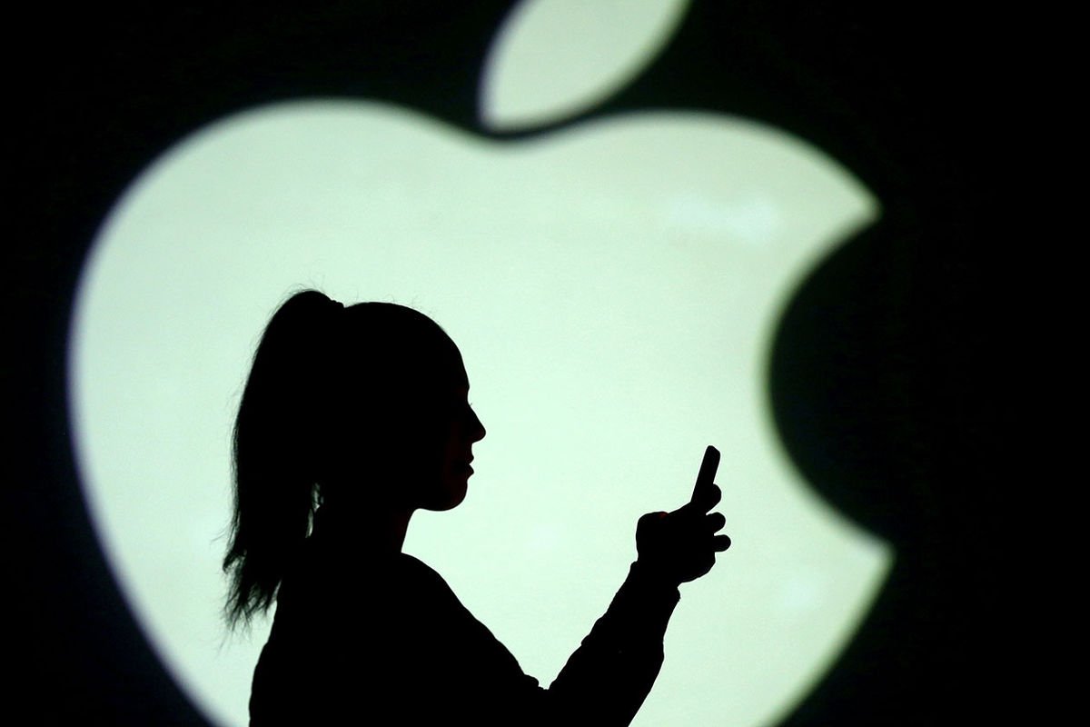 ABŞ hökuməti iPhone-un populyarlığına görə Apple-ı məhkəməyə verib