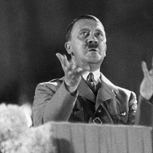 Hitler niyə yəhudilərə nifrət edirdi?
