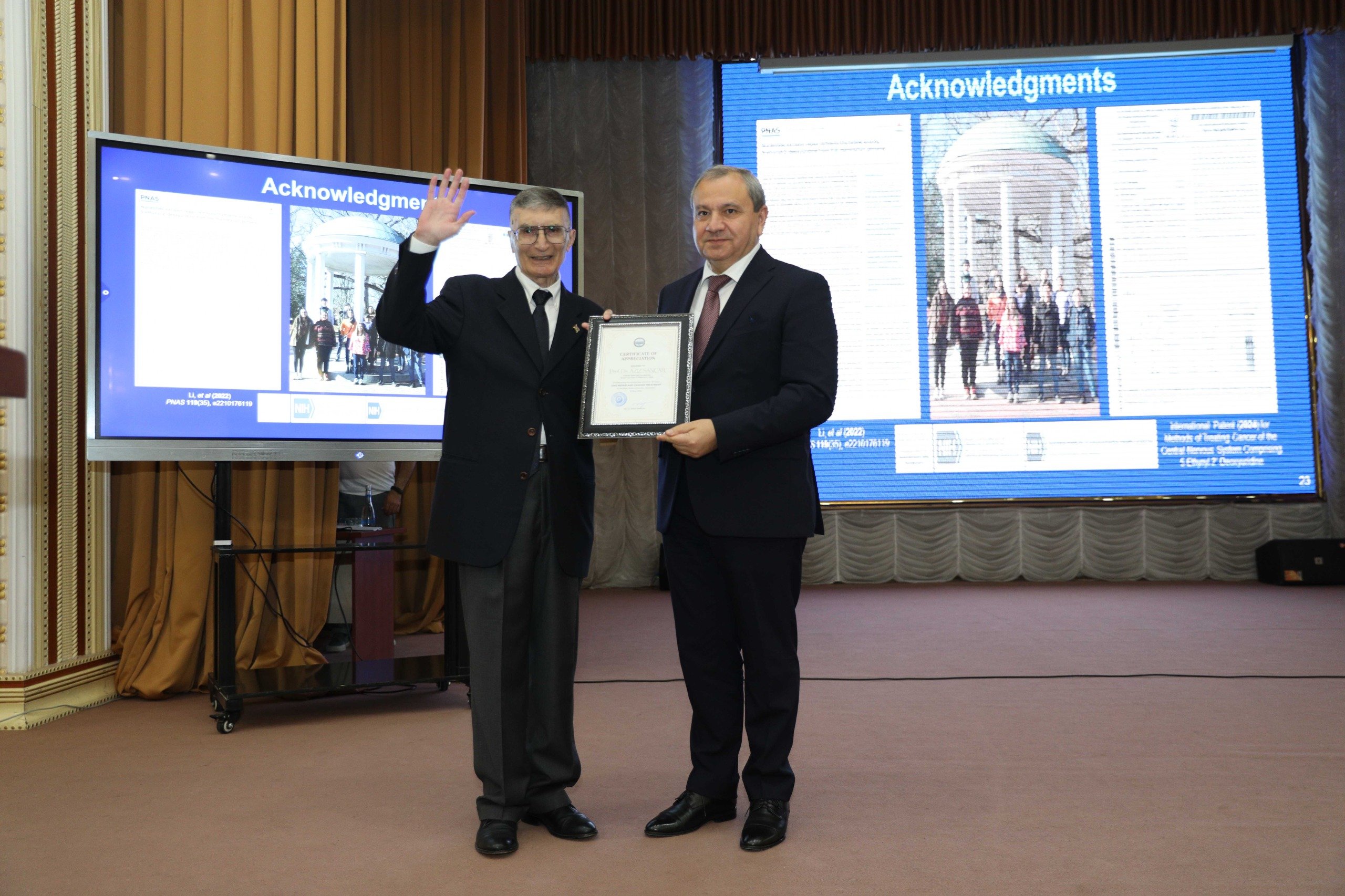 Dünya şöhrətli alim, Kimya üzrə Nobel mükafatı laureatı Əziz Səncər BDU-da » AzadMedia.az