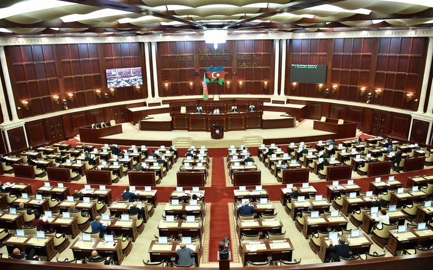 VI çağırış Milli Məclisin sonuncu plenar iclasının gündəliyi açıqlanıb - SİYAHI