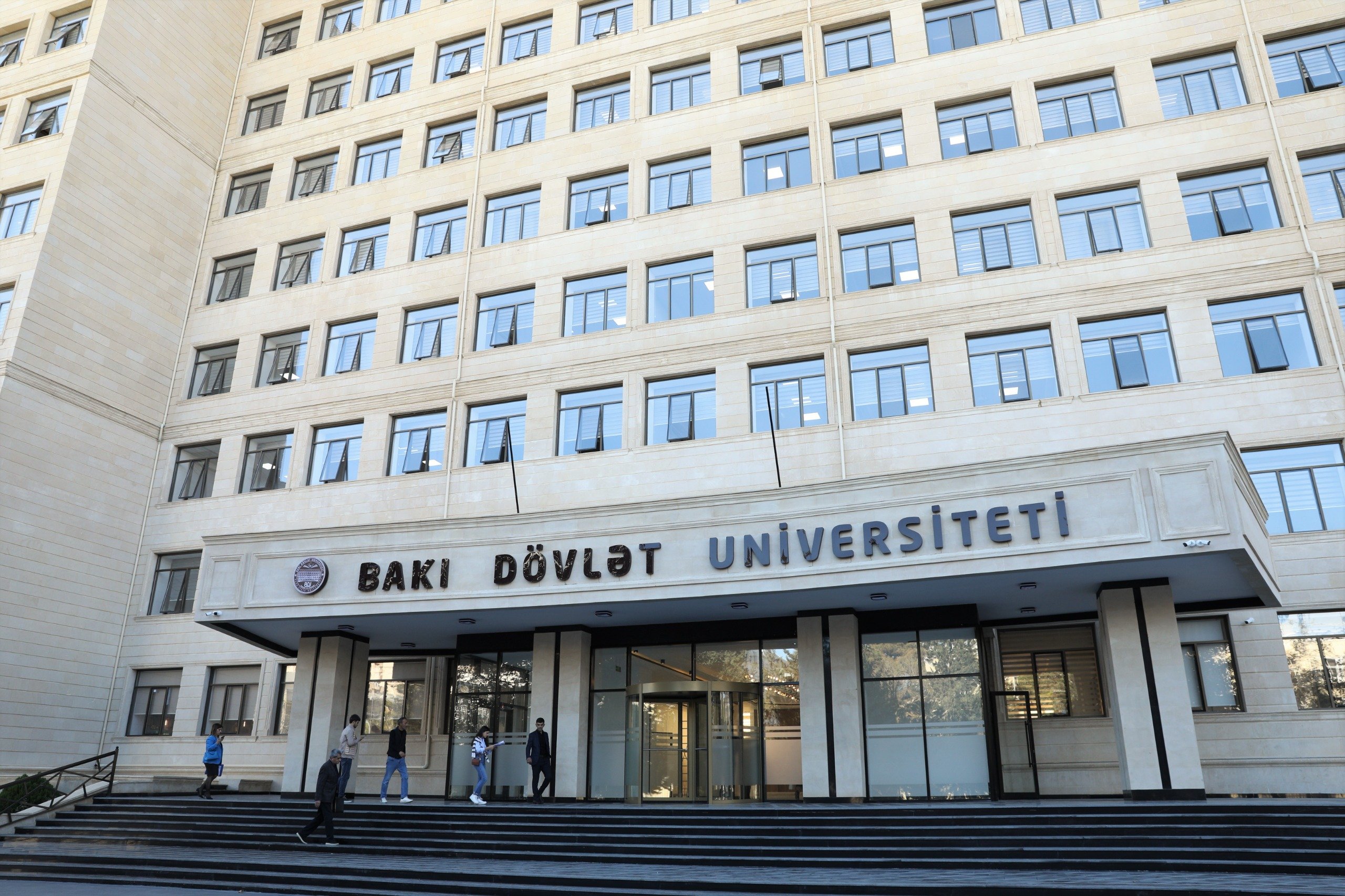 BDU-da boş olan professor vəzifələrinə seçkilər keçirilib