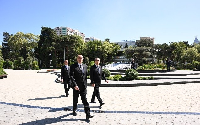 Prezident Nərimanov parkının açılışında iştirak etdi - Fotolar