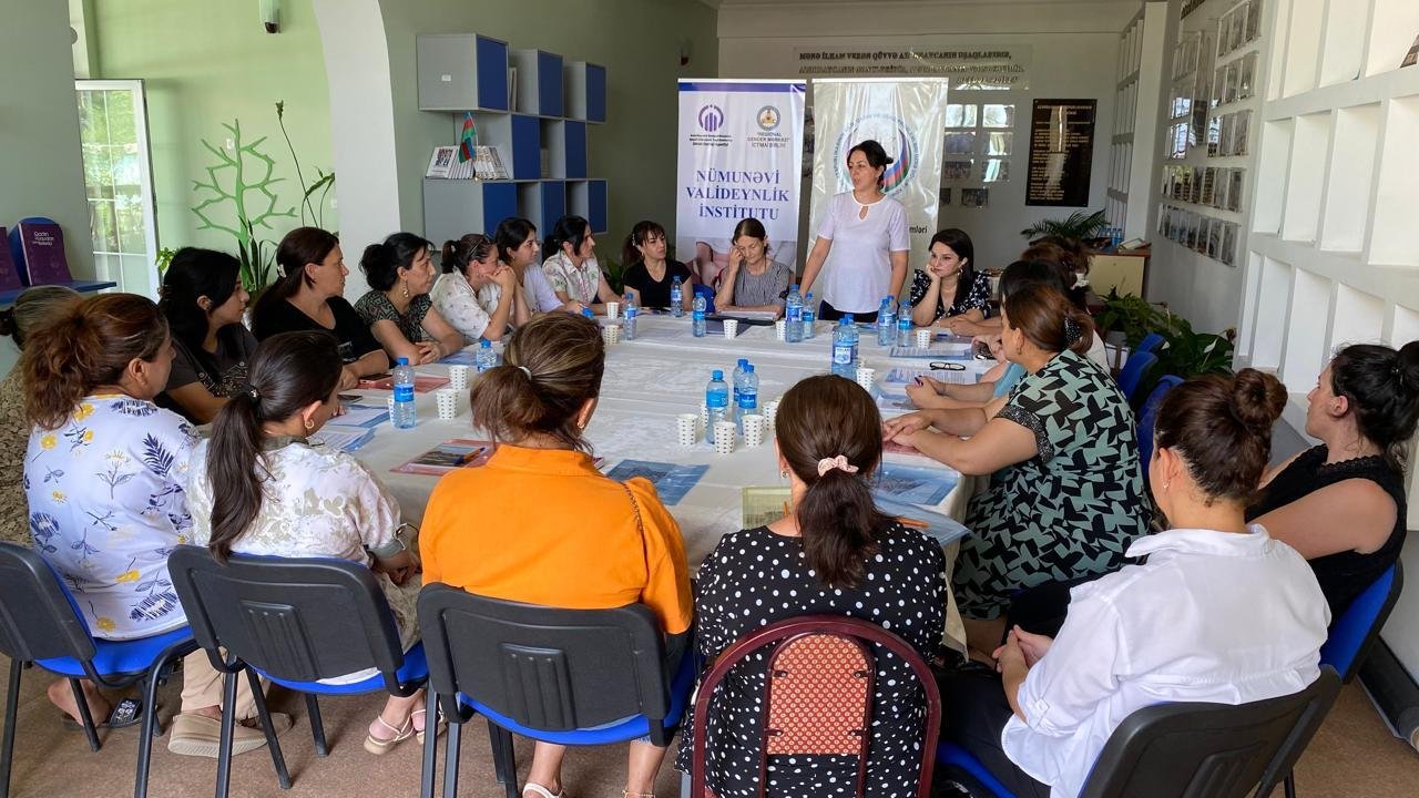 “Regional Gender Mərkəzi” İctimai Birliyi layihə çərçivəsində tədbir keçirib - FOTOLAR