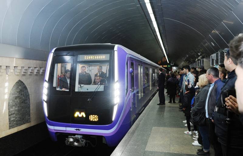 Metroda bu qaydaları pozsanız - 200 manat cərimələnəcəksiniz