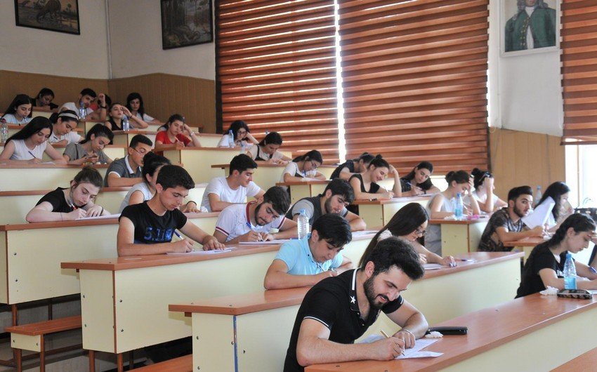 Azərbaycan universitetlərinin 70 faizində süni intellekt tədris ediləcək 